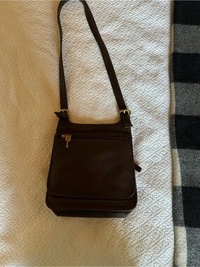 Vintage Fossil Leather Crossbody Purse with Gold Key Charm - Dark Brown